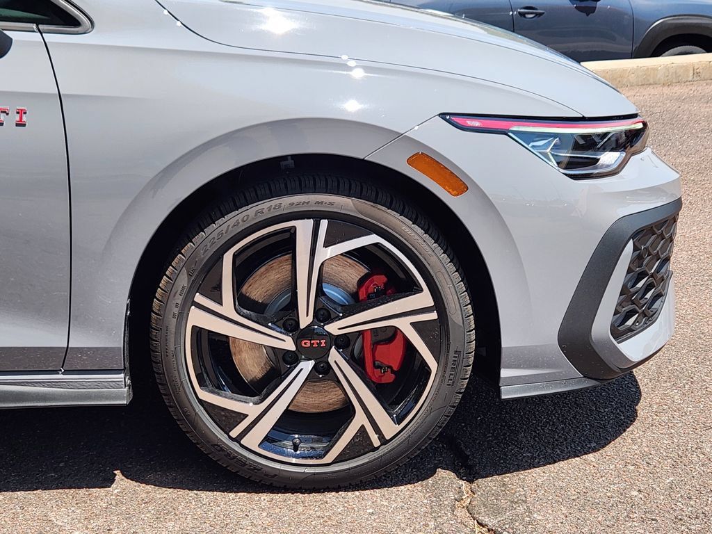 New 2026 Volkswagen GTI SE FWD image 28