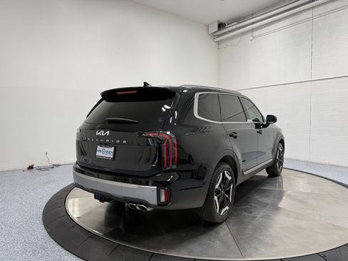 Used 2025 Kia Telluride EX image 7