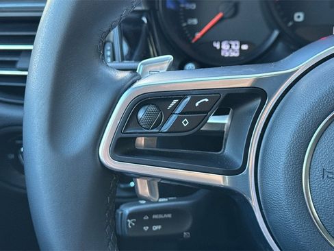 Used 2020 Porsche Macan image 29
