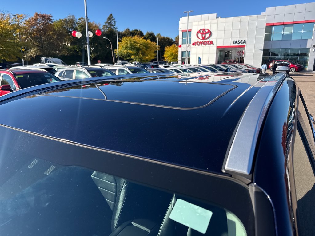 Used 2026 Toyota Highlander XLE AWD/4WD image 46