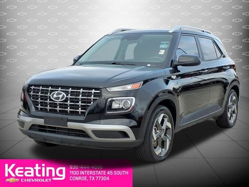 Used 2024 Hyundai Venue SEL image 8