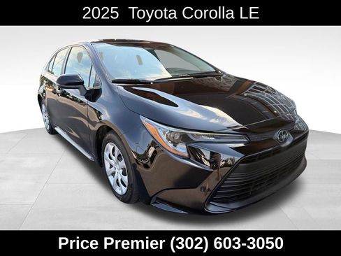 Used 2025 Toyota Corolla LE w/ Convenience Package FWD image 1