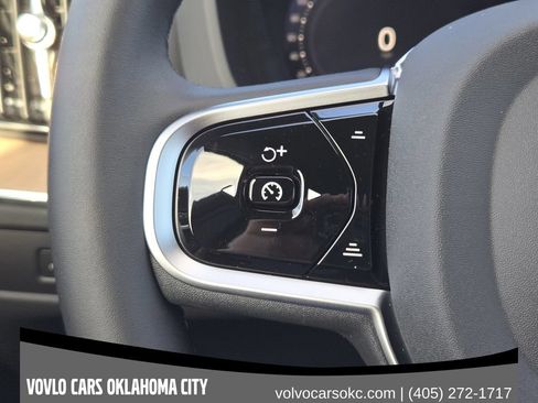 Used 2026 Volvo XC60 B5 Plus w/ Protection Package Premier AWD/4WD image 28