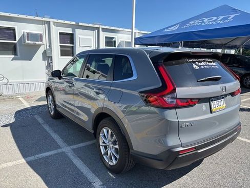 Used 2026 Honda CR-V EX image 8