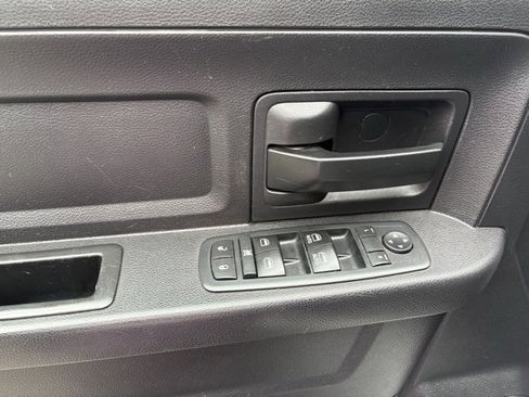 Used 2017 RAM 2500 ST w/ Protection Group image 11