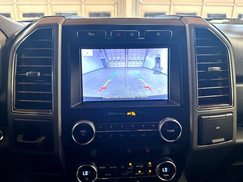 Used 2020 Ford Expedition XLT w/ Equipment Group 201A image 15