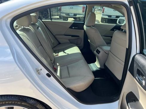 Used 2015 Honda Accord EX-L image 17