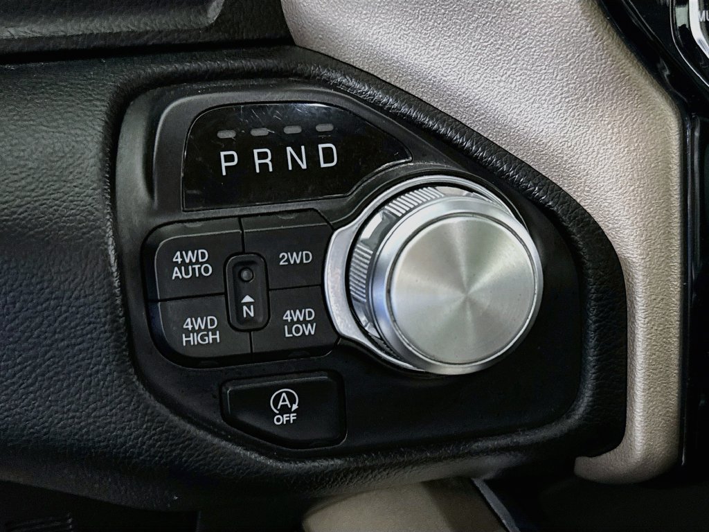 Used 2021 RAM 1500 Laramie AWD/4WD image 17