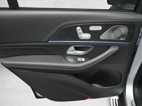 Certified 2026 Mercedes-Benz GLS 450 4MATIC image 24