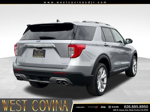 Used 2024 Ford Explorer Platinum w/ Technology Package AWD/4WD image 7