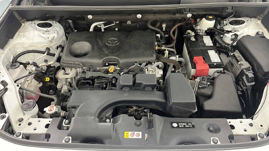 Used 2022 Toyota RAV4 LE AWD/4WD image 39
