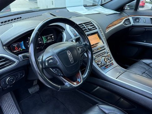 Used 2019 Lincoln MKZ Reserve FWD image 20