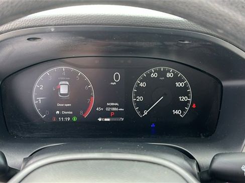 Used 2023 Honda HR-V LX image 13