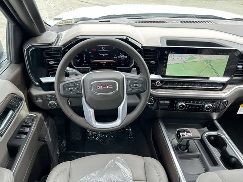New 2026 GMC Sierra 1500 SLT w/ SLT Premium Package AWD/4WD image 5