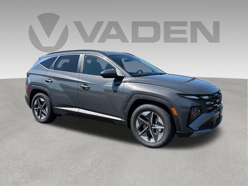 New 2026 Hyundai Tucson SEL FWD image 1