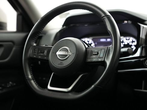 Used 2022 Nissan Pathfinder SV w/ SV Premium Package AWD/4WD image 9