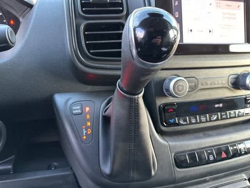 Used 2024 RAM ProMaster 2500 w/ Convenience Group image 13
