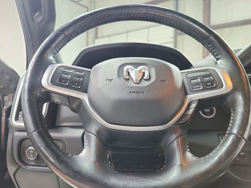 Used 2020 RAM 2500 Big Horn w/ Level 1 Equipment Group AWD/4WD image 22