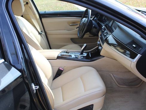 Used 2011 BMW 535i Sedan image 42