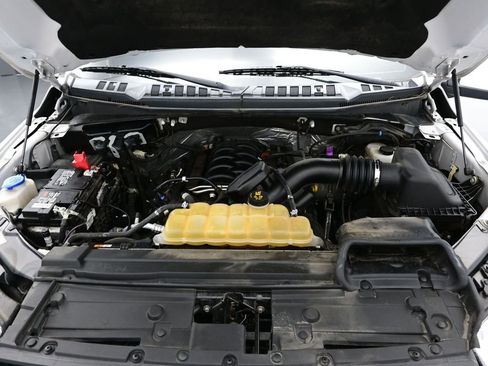 Used 2019 Ford F150 Lariat image 11