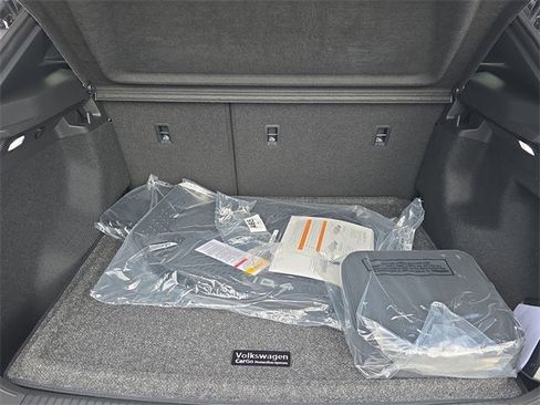 New 2025 Volkswagen ID.4 Pro image 10