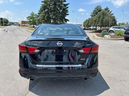 Used 2023 Nissan Altima 2.5 SV w/ SV Premium Package AWD/4WD image 4