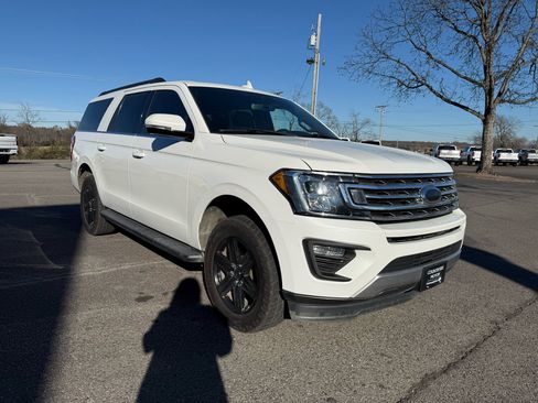 Used 2020 Ford Expedition Max XLT w/ Equipment Group 201A image 5