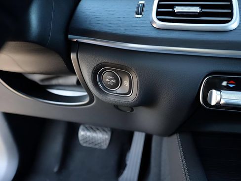 Certified 2026 Mercedes-Benz GLE 350 4MATIC image 40