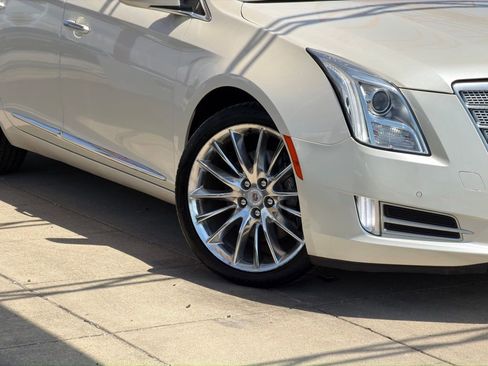 Used 2013 Cadillac XTS Platinum w/ Driver Assist Package AWD/4WD image 10