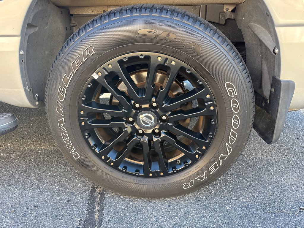 Used 2017 Nissan Titan SL RWD image 20
