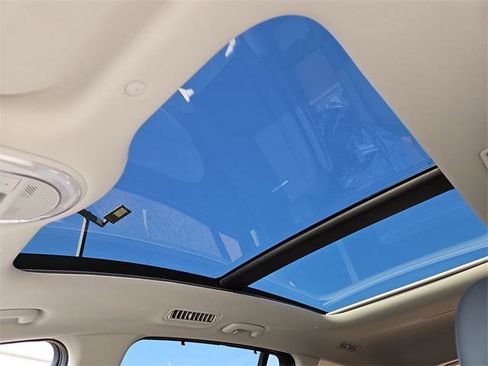 New 2026 Hyundai Ioniq 9 Limited image 16