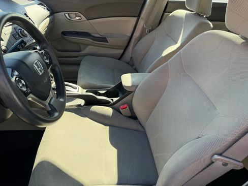 Used 2012 Honda Civic LX image 17