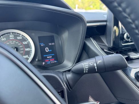 Used 2022 Toyota Corolla SE w/ Carpet Mat Package (TMS) image 17