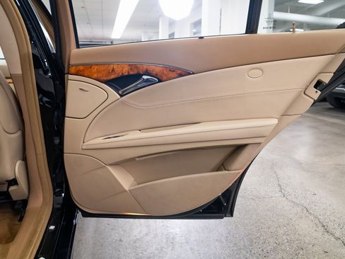 Used 2007 Mercedes-Benz E 350 E 350 image 21