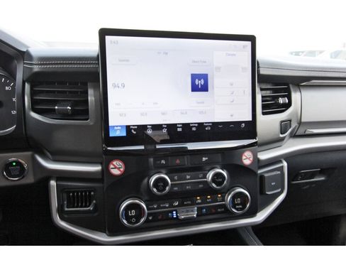 Used 2024 Ford Expedition Max XLT RWD image 21