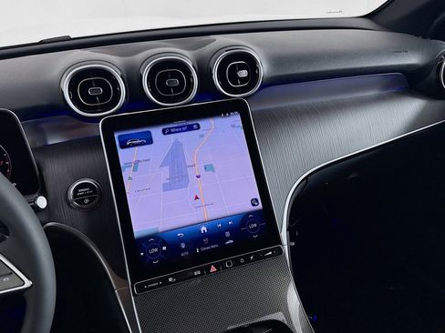 New 2026 Mercedes-Benz GLC 300 image 19