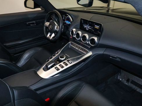 Used 2021 Mercedes-Benz AMG GT Roadster image 22