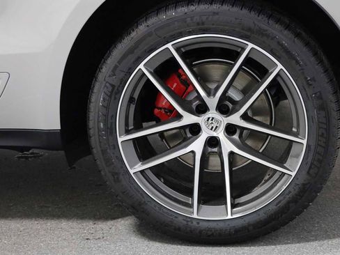 New 2026 Porsche Macan S image 40