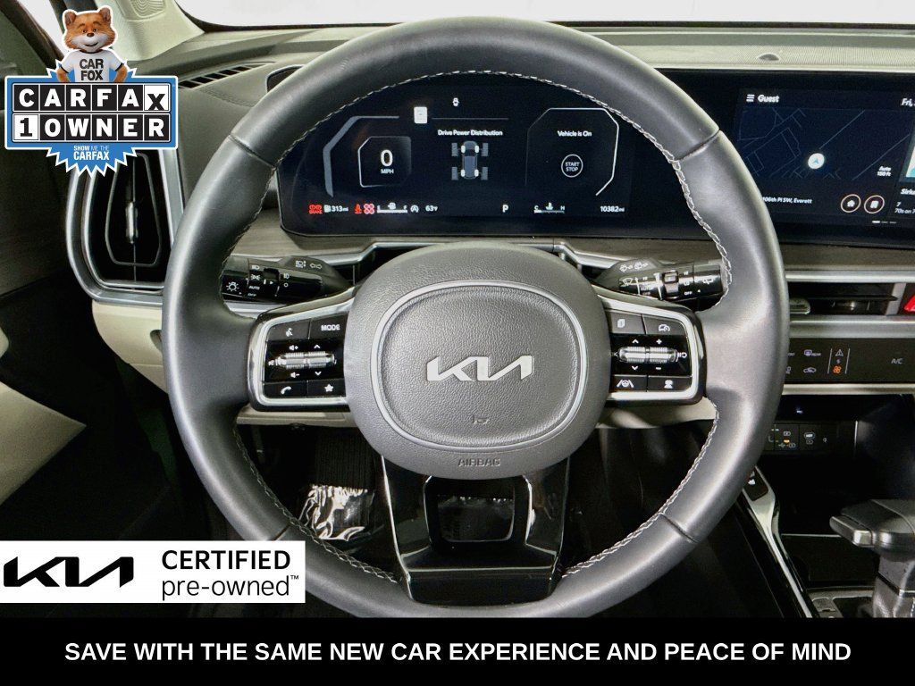 Used 2025 Kia Sorento SX AWD/4WD image 14