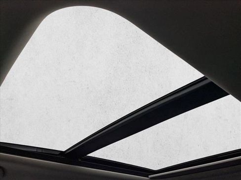 Certified 2025 Honda Pilot Touring image 18