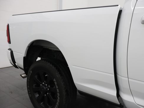 Used 2024 RAM 2500 Big Horn w/ Night Edition AWD/4WD image 27