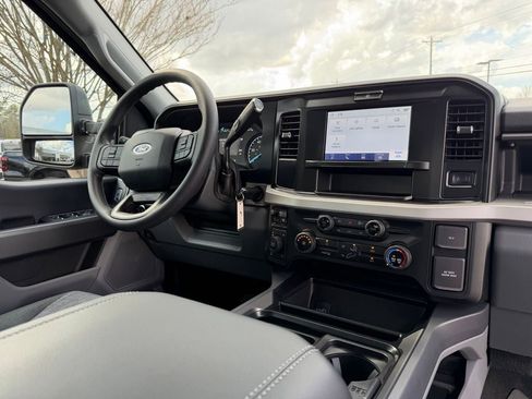 Certified 2026 Ford F250 XLT w/ 360-Degree Camera Package image 18