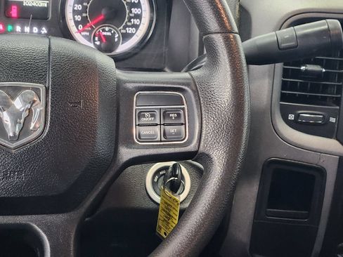 Used 2018 RAM 2500 Tradesman w/ Chrome Appearance Group AWD/4WD image 29