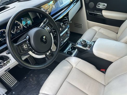 Certified 2018 Rolls-Royce Phantom Extended Wheelbase RWD image 11