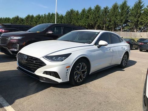Used 2020 Hyundai Sonata SEL w/ Convenience Package FWD image 11