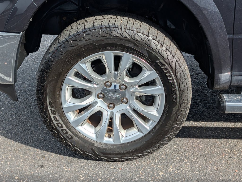 Used 2016 RAM 1500 Laramie Longhorn w/ Convenience Group AWD/4WD image 13