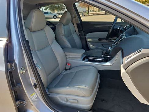 Used 2015 Acura TLX FWD image 19