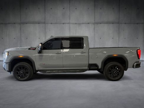 Used 2024 GMC Sierra 2500 AT4 w/ Technology Package AWD/4WD image 2