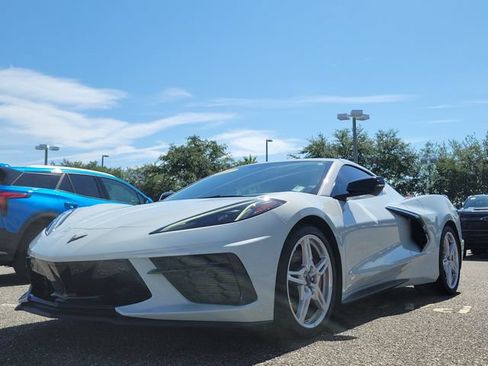 Used 2022 Chevrolet Corvette Stingray Premium Cpe w/ Z51 Performance Package RWD image 10