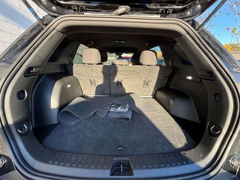 Used 2025 Chevrolet Equinox LT image 31